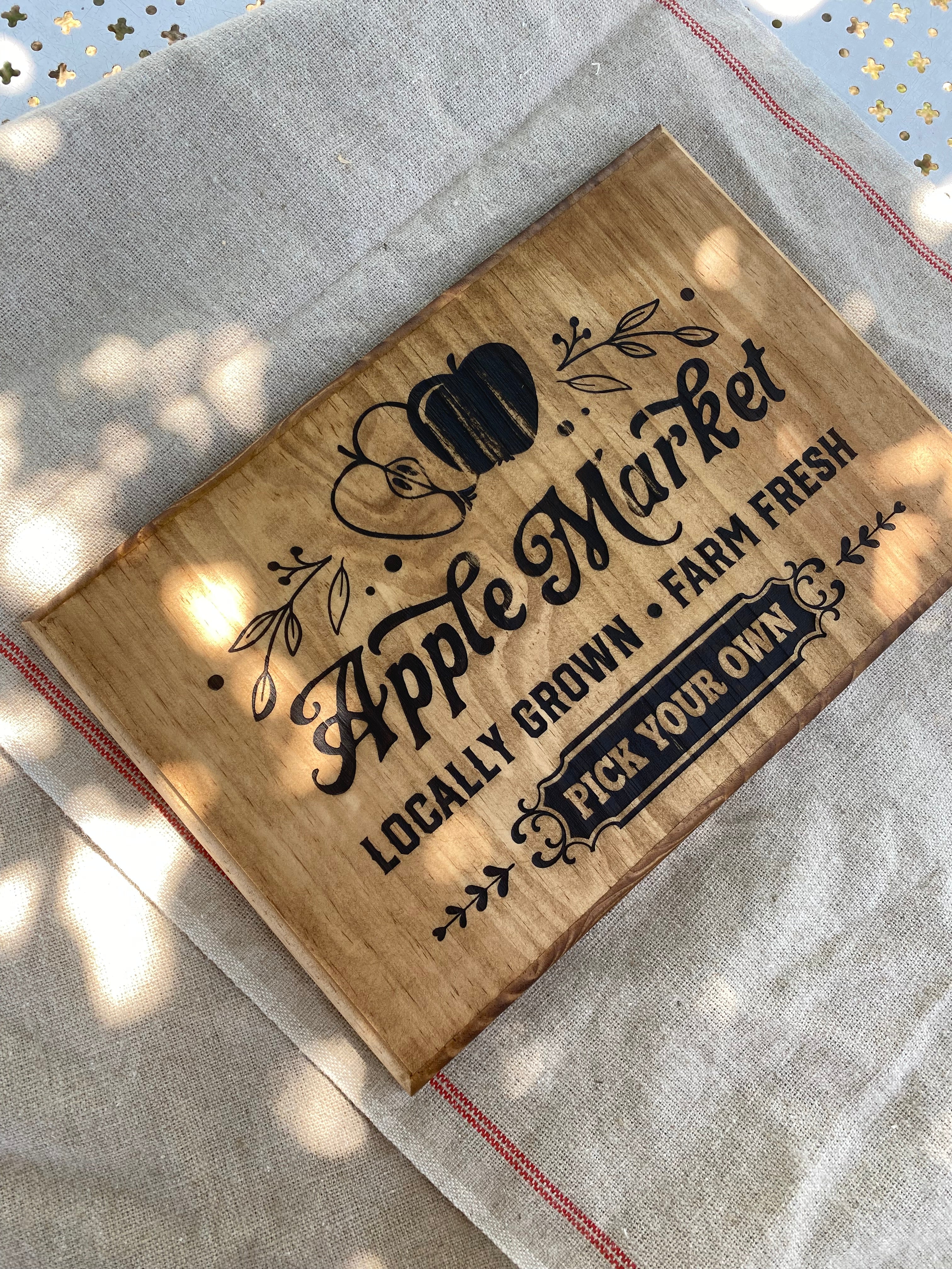Panneau décoratif en bois « Apple Market »