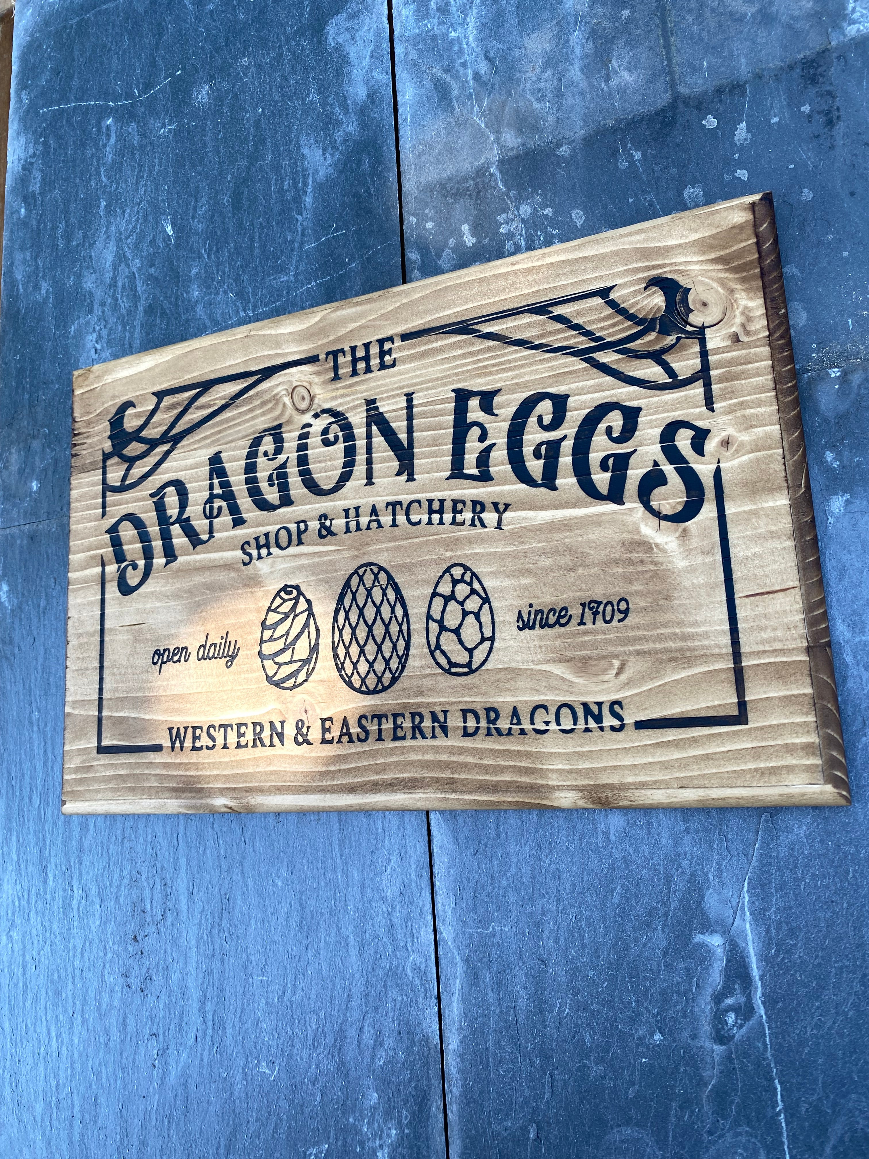 Panneau décoratif en bois « Dragon Eggs »