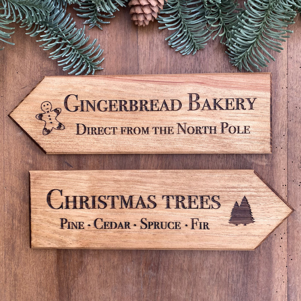 Panneaux directionnels en bois – esprit de Noël