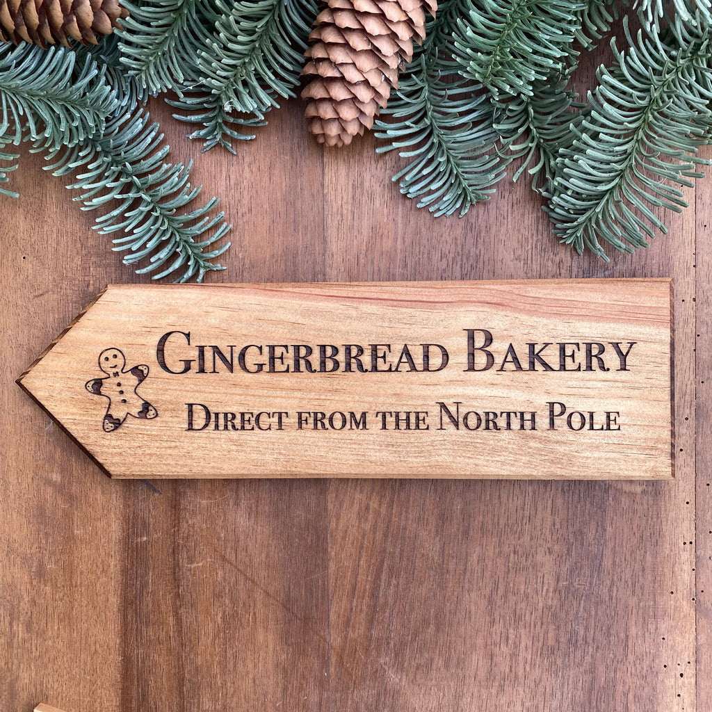 Panneaux directionnels en bois – esprit de Noël